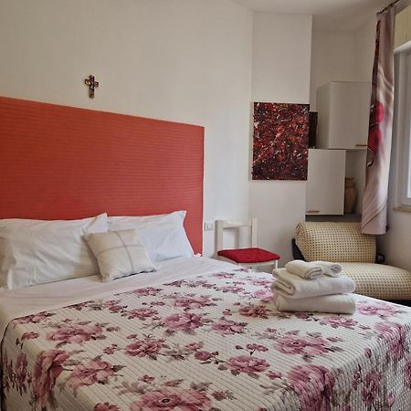 Domus Divina & Domus Elegans Fronte Mare Apartment Monopoli Exterior photo