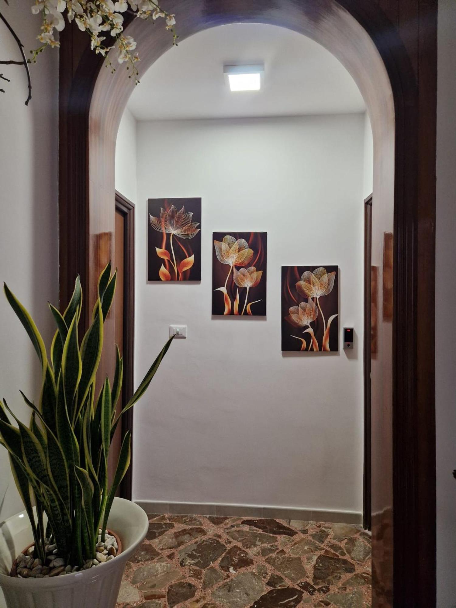 Domus Divina & Domus Elegans Fronte Mare Apartment Monopoli Room photo