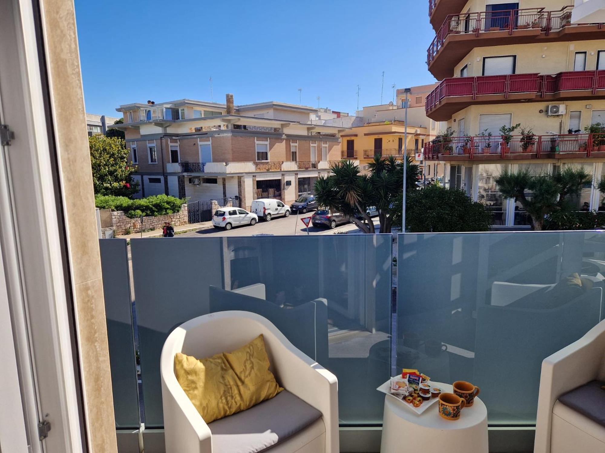 Domus Divina & Domus Elegans Fronte Mare Apartment Monopoli Room photo